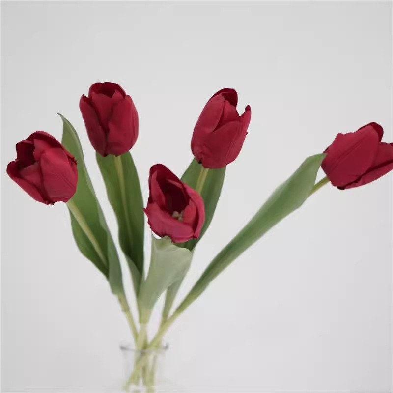 Wholesale high-quality artificial tulips