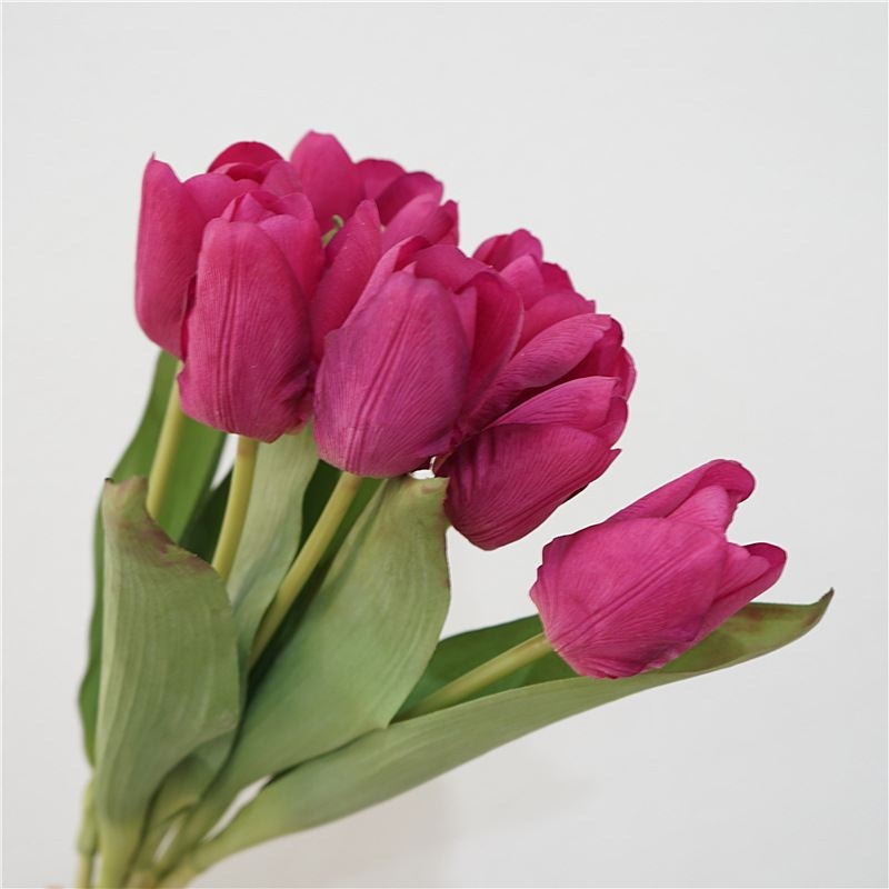Wholesale high-quality artificial tulips