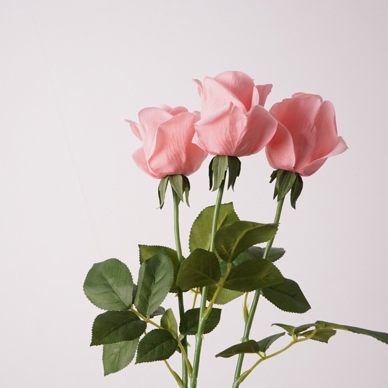 Soft-Touch Artificial Rose Bud Stem – 60cm