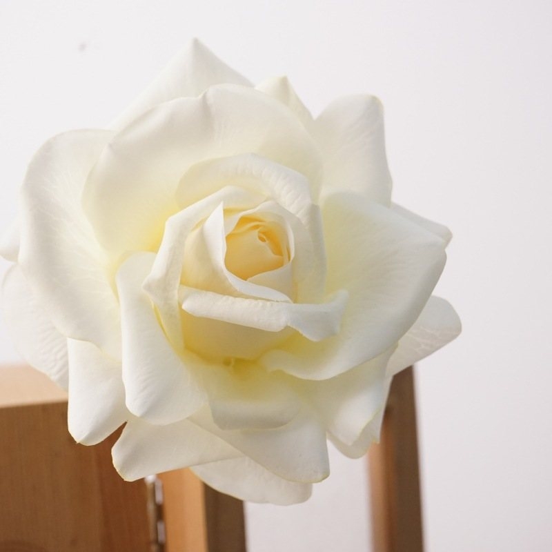 Soft-Touch Artificial Rose Stem – 12cm Bloom