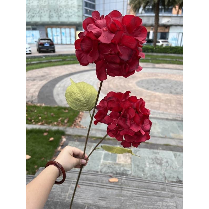 Two-Bloom Artificial Hydrangea Spray – 80cm