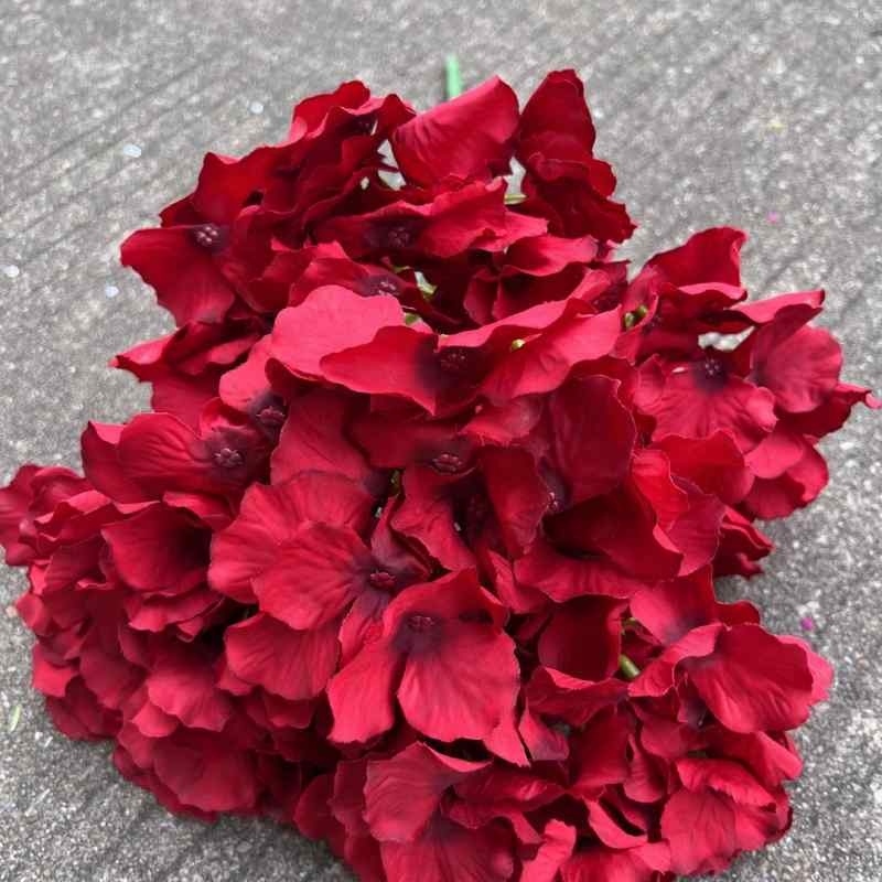 Five-Bloom Large-Head Fabric Artificial Hydrangea – 47cm