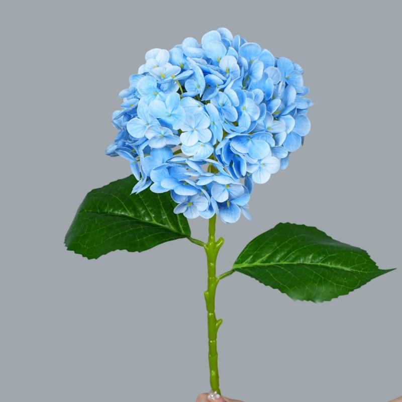 Soft-Touch Artificial Hydrangea Stem – 20cm Bloom