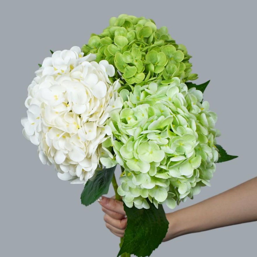 Soft-Touch Artificial Hydrangea Stem – 20cm Bloom